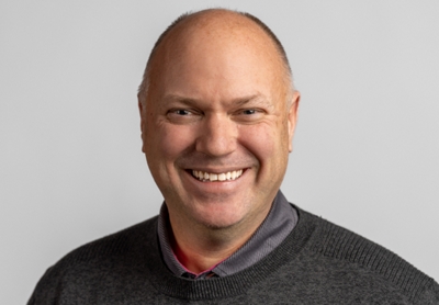 Jon Freier, PRESIDENTE DE GRUPO DE CONSUMIDORES